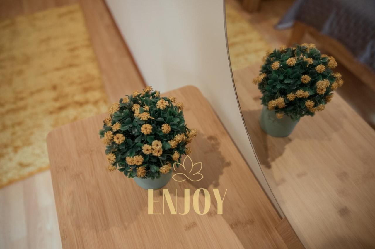 Enjoy Flat By Tonsdeverde Braga Exteriör bild